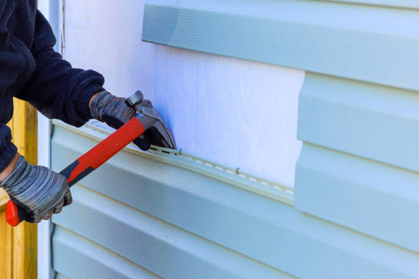 Reliable Emergency Siding Repair contractor in Uniontown, OH by Squared Siding